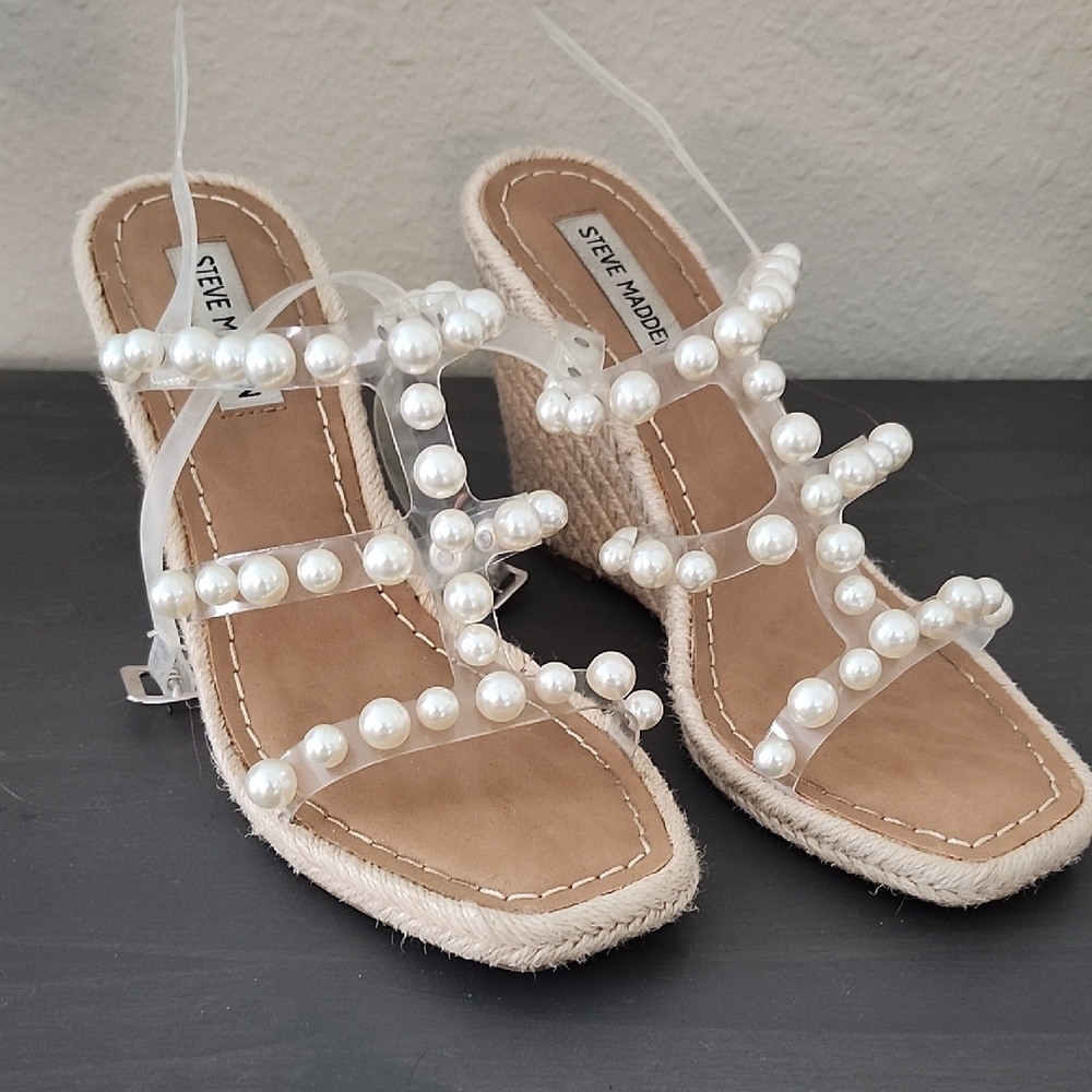 Steve Madden Pearl-Embellished Tan Women's Shoes